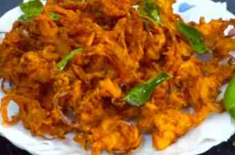 Crispy onion pakoda recipe